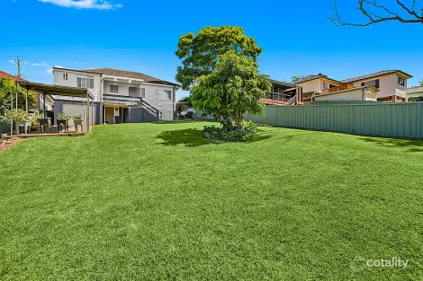 Property photo of 50 Waples Road Unanderra NSW 2526