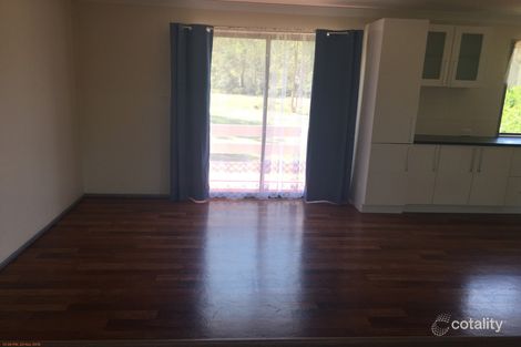 Property photo of 19 Advance Court Kensington Grove QLD 4341