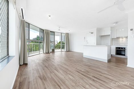 Property photo of 9/140 Surf Parade Broadbeach QLD 4218