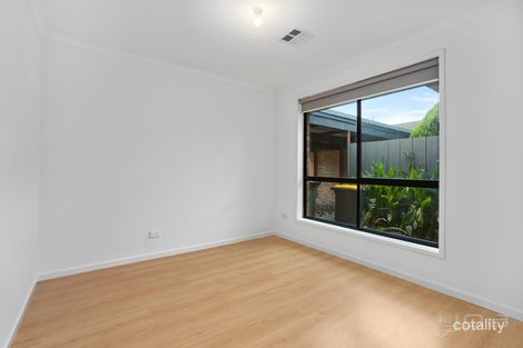 Property photo of 383 Heaths Road Werribee VIC 3030