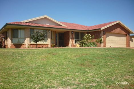 Property photo of 2 Cudgegong Place Dubbo NSW 2830