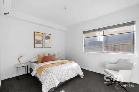 Property photo of 2/9 Austin Crescent Pascoe Vale VIC 3044