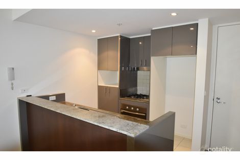 211/55 Bay St, Port Melbourne, VIC 3207