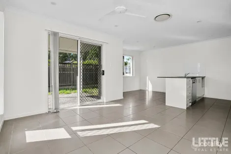 Property photo of 8/3 Broadleaf Parade Redbank QLD 4301