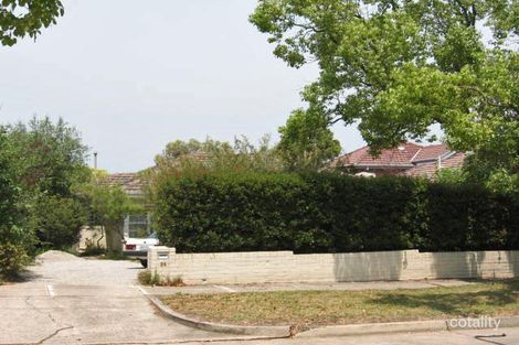 Property photo of 28 Rangeview Grove Balwyn North VIC 3104