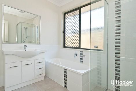 Property photo of 36 Granite Street Yarrabilba QLD 4207