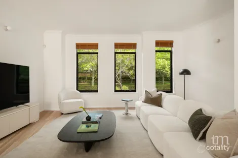 Property photo of 20 Mere View Way Subiaco WA 6008