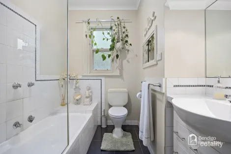 Property photo of 16 Somerville Street Flora Hill VIC 3550