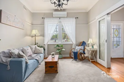 Property photo of 16 Somerville Street Flora Hill VIC 3550