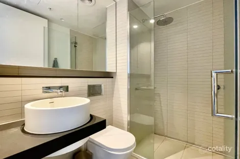 Property photo of 2011/50 Albert Road South Melbourne VIC 3205