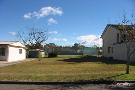 6 Edith St, Gorokan, NSW 2263