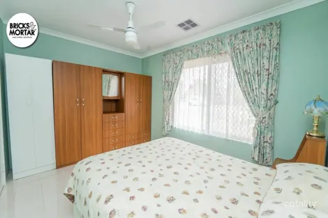 Property photo of 12 Fountain Way Huntingdale WA 6110