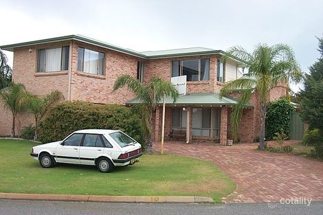 18 Chelmorton Loop, Carine, WA 6020