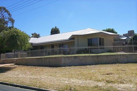 46 Coleman Cres, Melville, WA 6156