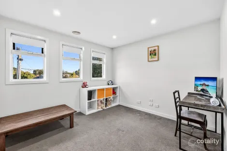 Property photo of 2/4 Rae Street Mount Waverley VIC 3149