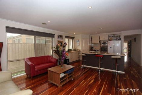 Property photo of 31 Hammerwood Green Beaconsfield VIC 3807