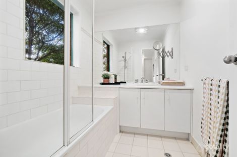 Property photo of 9/19 Vaughan Crescent Kew VIC 3101