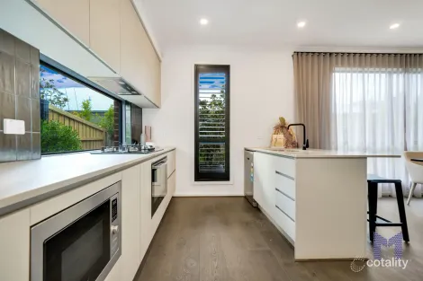 Property photo of 3 Gem Parade Wollert VIC 3750