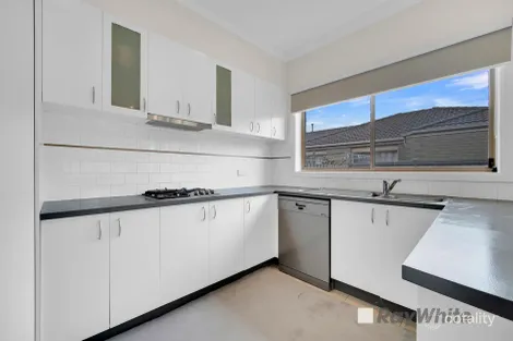 Property photo of 2 Penrose Drive Narre Warren South VIC 3805
