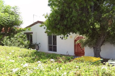 10 Denham St, Spearwood, WA 6163