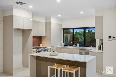 Property photo of 2 Parkview Avenue Grange SA 5022