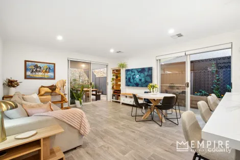 5 Botrys Ct, Hammond Park, WA 6164