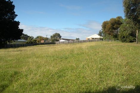 Property photo of 9 Lyrebird Court Lakes Entrance VIC 3909