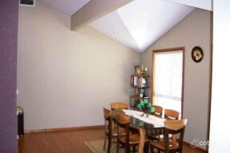 Property photo of 52 Baynton Place St Helens Park NSW 2560