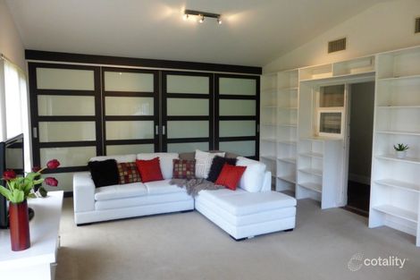 15 Beacon Cres, Seaford, SA 5169