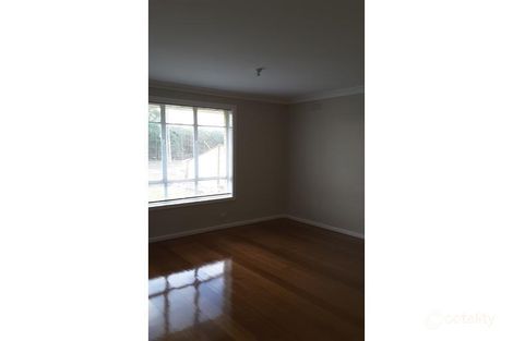 Property photo of 5 Silvester Crescent St Albans VIC 3021