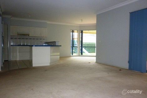 Property photo of 18 Trentham Close Hoppers Crossing VIC 3029