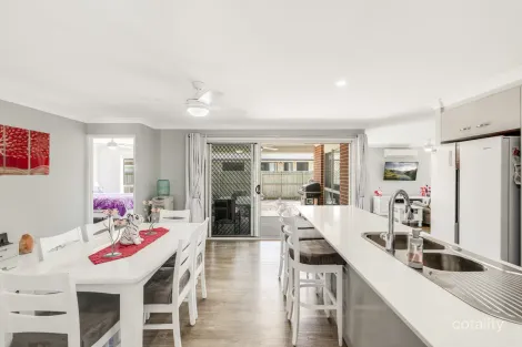 Property photo of 53 Myrtleford Crescent Cambooya QLD 4358