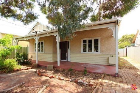 16 Lansdowne Rd, Kensington, WA 6151