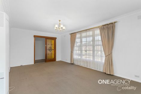 Property photo of 27 Fitzpatrick Drive Altona Meadows VIC 3028