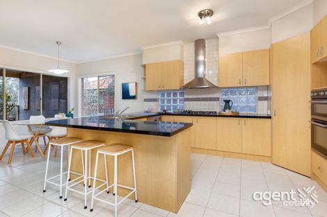 Property photo of 10 Pheasant Court Berwick VIC 3806