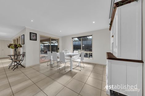 Property photo of 7 Fuchsia Crescent Point Cook VIC 3030