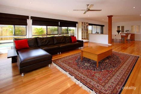 Property photo of 26 Barcoo Crescent Sinnamon Park QLD 4073