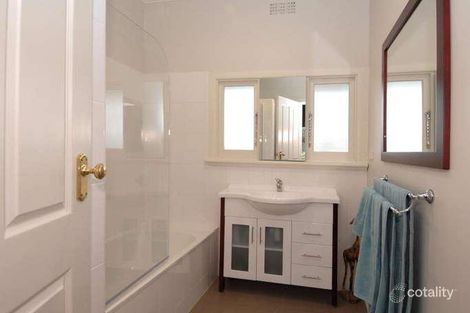 Property photo of 13 Strathallan Road Macleod VIC 3085