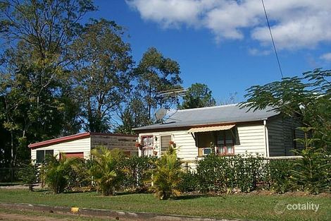2 Beerwah St, Landsborough, QLD 4550