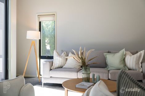 Property photo of 35 Wittunga Crescent Banks ACT 2906