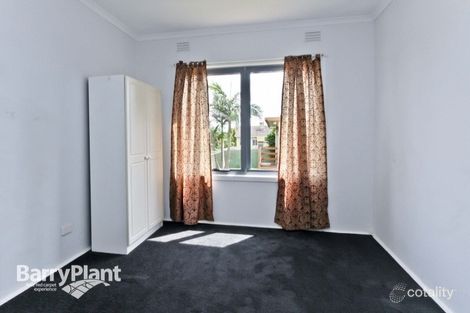 Property photo of 28 Jacaranda Street Doveton VIC 3177