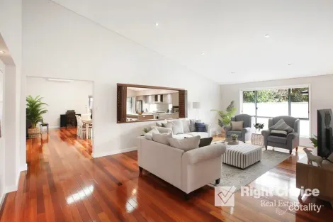Property photo of 4 Molineaux Avenue Shell Cove NSW 2529