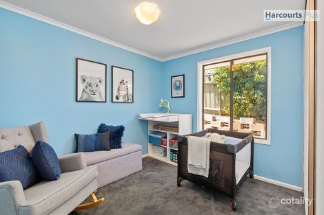 Property photo of 15 Scarvell Avenue Trott Park SA 5158