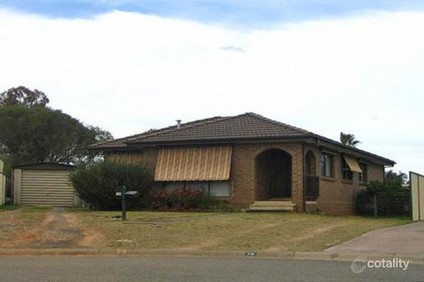 16 Dryberry Ave, St Clair, NSW 2759