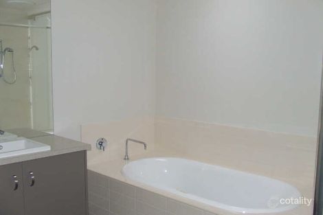 Property photo of 8 Ibis Close Pakenham VIC 3810