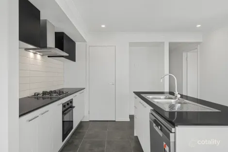 Property photo of 11 Toadlet Street Wyndham Vale VIC 3024