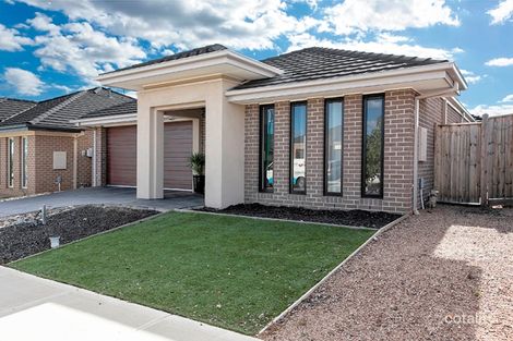 Property photo of 22 Borboleta Street Tarneit VIC 3029