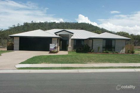 142 Ocean View Dr, Bowen, QLD 4805