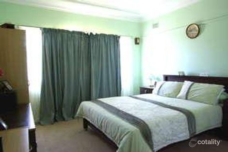 Property photo of 4 Homelea Avenue Panania NSW 2213