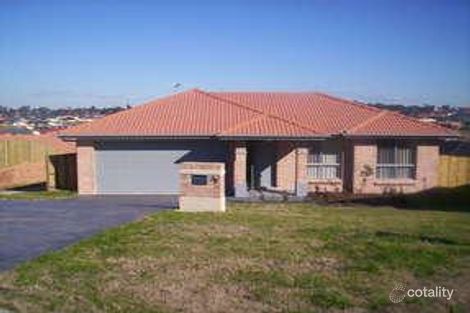 Property photo of 38 Hibiscus Crescent Aberglasslyn NSW 2320